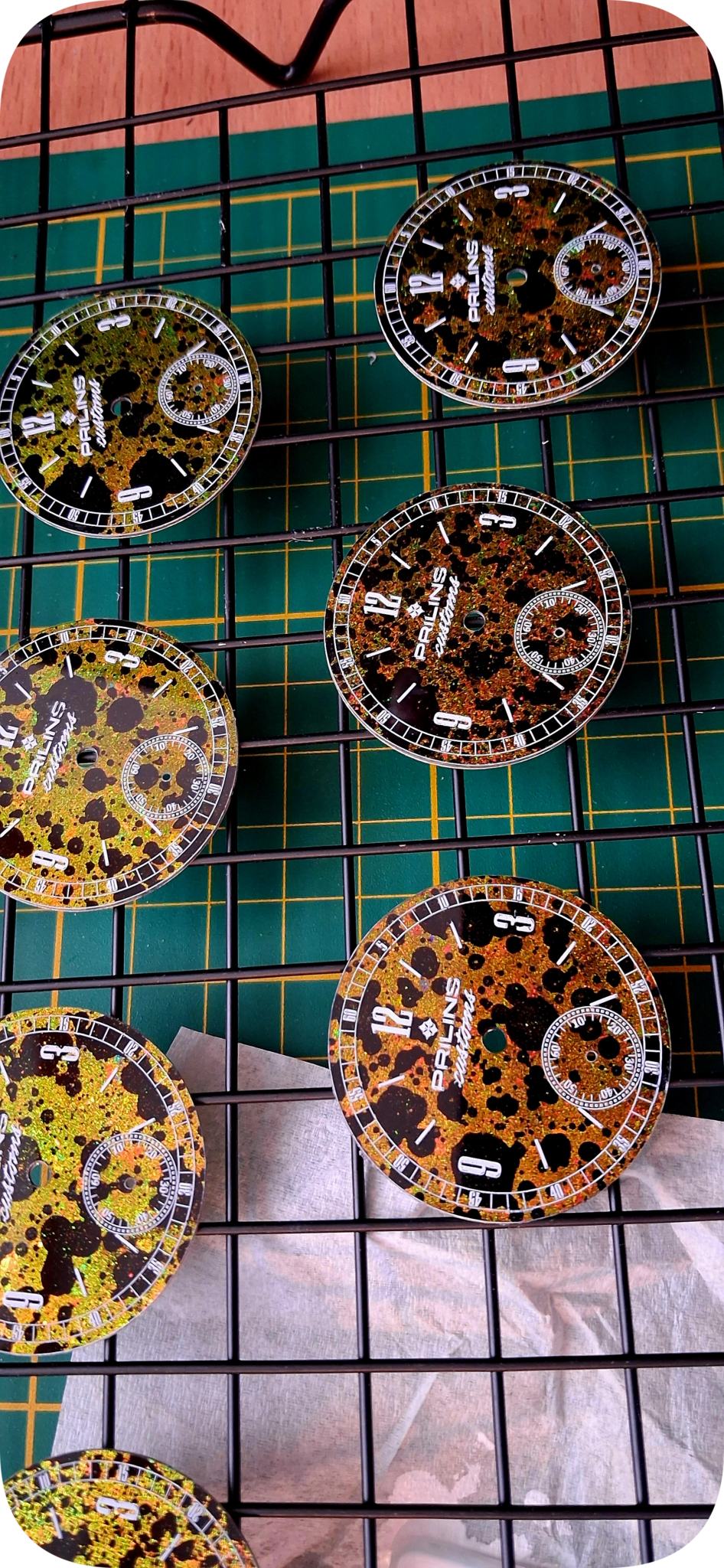 Home rounded in photoretrica